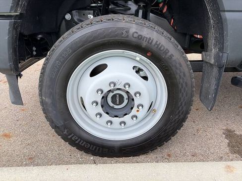 New 2026 Ford F550 4x4 Supercab Super Duty image 24