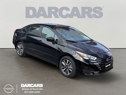 Used 2025 Nissan Versa SV w/ Trunk Package