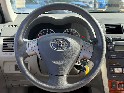 Used 2010 Toyota Corolla XLE image 20