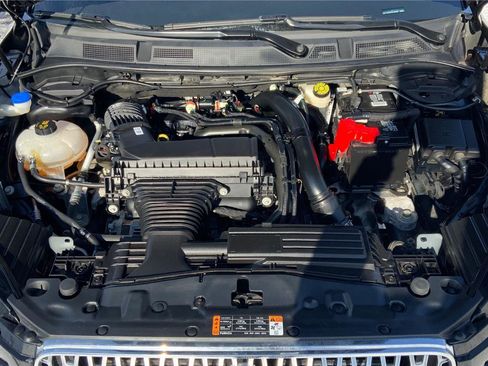 Used 2023 Lincoln Corsair AWD w/ Towing Package image 23