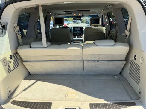 Used 2011 INFINITI QX56 2WD w/ Deluxe Touring Pkg image 21