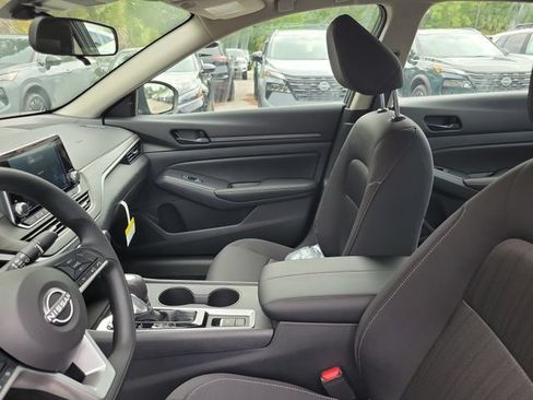 New 2026 Nissan Altima 2.5 SV AWD/4WD image 15