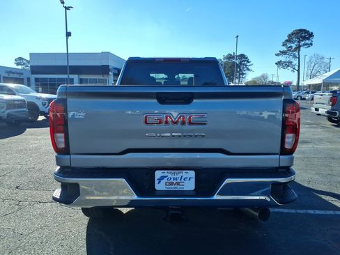 New 2026 GMC Sierra 2500 Pro image 4