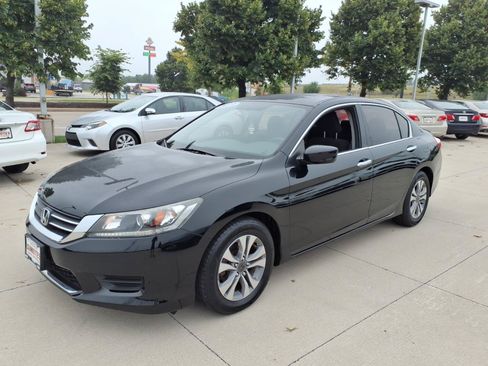 Used 2013 Honda Accord LX image 4