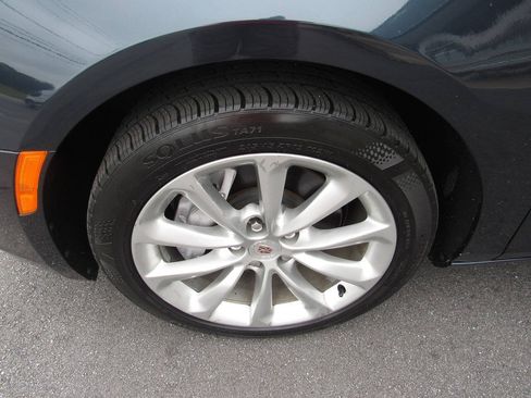 Used 2013 Cadillac XTS Luxury w/ Driver Awareness Package FWD image 11