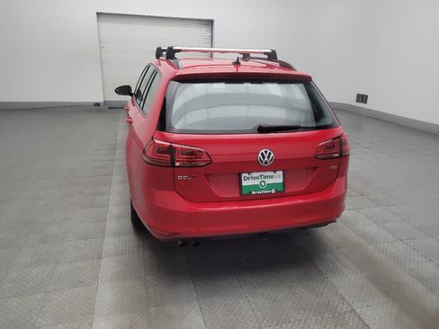 Used 2017 Volkswagen Golf S FWD image 6