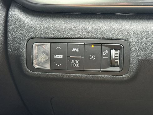 New 2026 GMC Terrain Elevation w/ Elevation Premium Package image 30