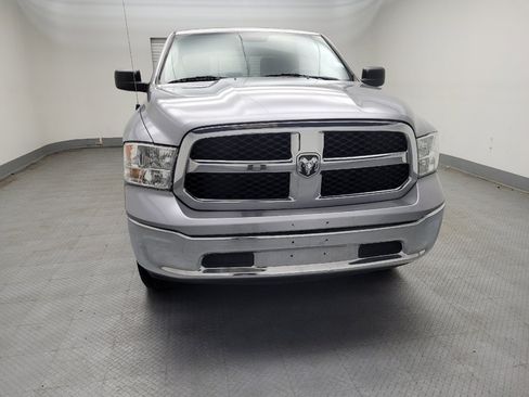 Used 2019 RAM 1500 Classic SLT RWD image 14