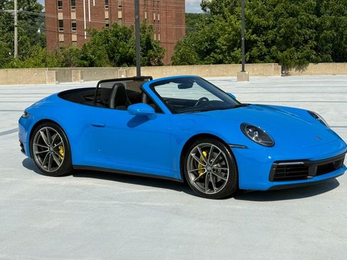 Used 2022 Porsche 911 Carrera w/ Premium Package RWD image 46