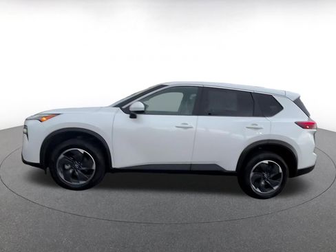 Used 2025 Nissan Rogue SV image 9