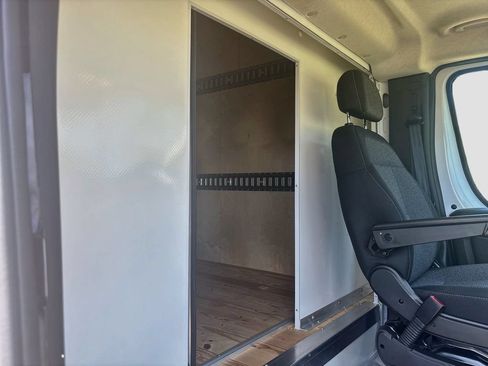 Used 2025 RAM ProMaster 3500 w/ Quick Order Package 22G SLT FWD image 30