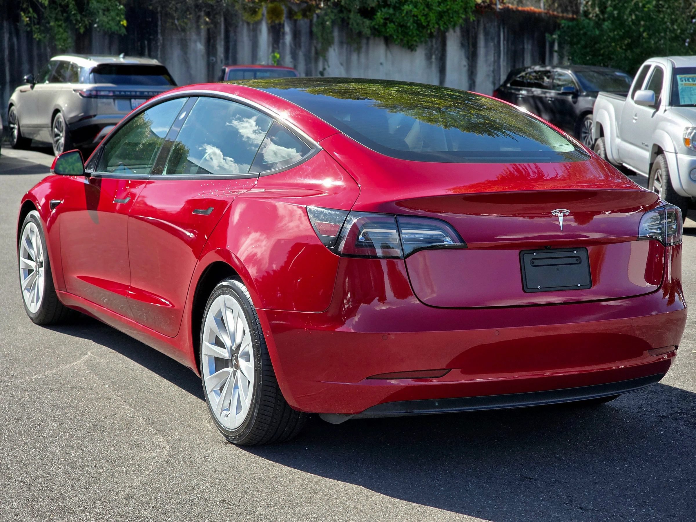 Used 2021 Tesla Model 3 Standard Range Plus RWD image 10