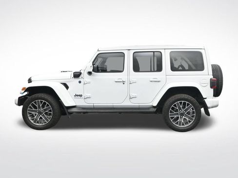 Used 2024 Jeep Wrangler High Altitude AWD/4WD image 9