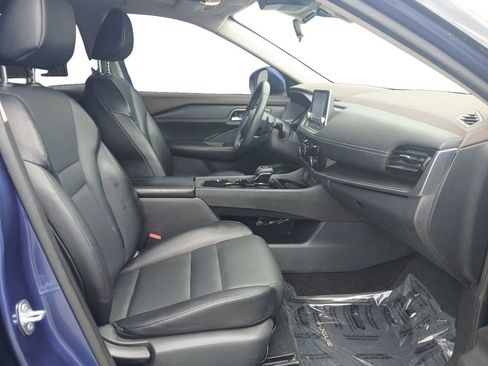 Used 2021 Nissan Rogue SV w/ Premium Package FWD image 15