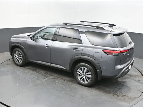 New 2026 Nissan Pathfinder SL FWD image 36