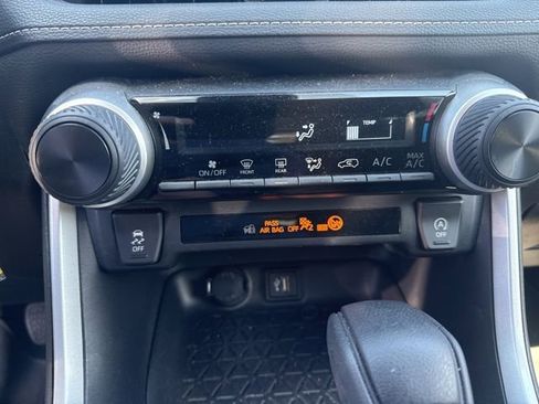 Used 2023 Toyota RAV4 LE image 15