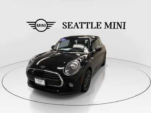 Used 2019 MINI Cooper 2-Door Hardtop FWD image 4
