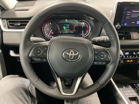 Used 2024 Toyota RAV4 XLE w/ Convenience Package image 13
