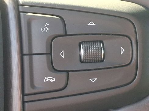 Used 2022 GMC Sierra 1500 AT4 w/ AT4 Premium Package image 22