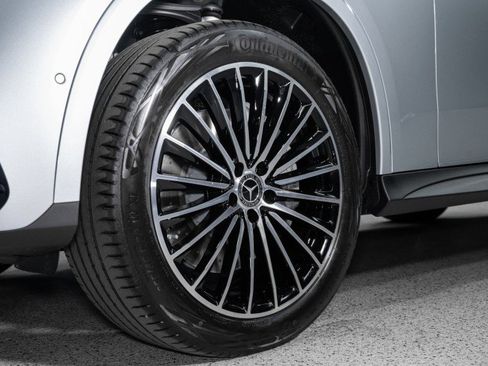 New 2026 Mercedes-Benz GLC 300 image 29