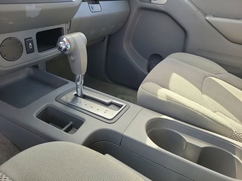 Used 2017 Nissan Frontier SV image 29