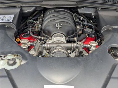 Used 2018 Maserati GranTurismo MC image 22