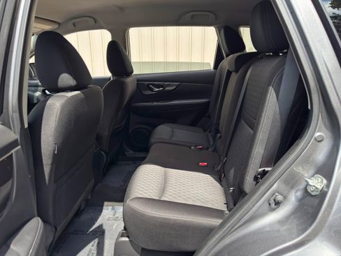 Used 2020 Nissan Rogue SV AWD/4WD image 36