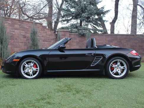 Used 2005 Porsche Boxster S image 38