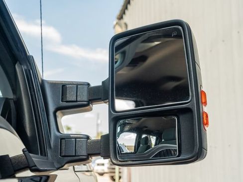 Used 2016 Ford F250 XLT AWD/4WD image 16