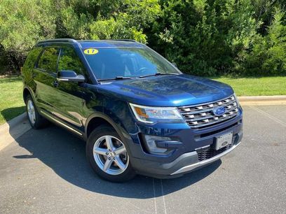 Used 2017 Ford Explorer XLT