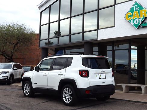 Used 2020 Jeep Renegade Latitude w/ Popular Equipment Group image 9