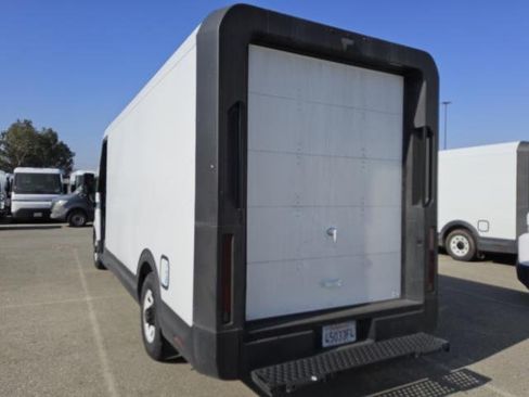 Used 2024 Chevrolet Brightdrop 600 w/ Commercial Equipment Package AWD/4WD image 7