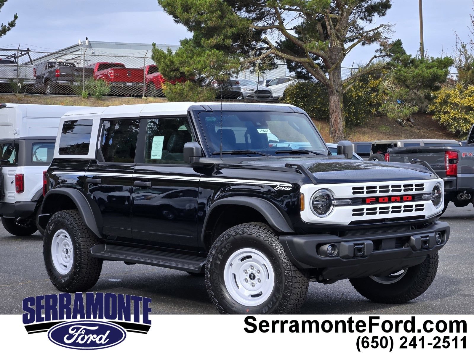 New 2026 Ford Bronco Heritage Edition AWD/4WD image 1