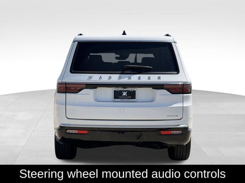 Used 2024 Jeep Wagoneer Series II w/ Flexible Seating Group AWD/4WD image 8