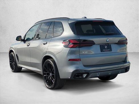 New 2026 BMW X5 sDrive40i image 9