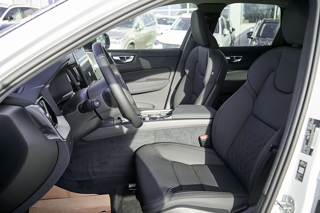 New 2026 Volvo XC60 B5 Plus w/ Climate Package AWD/4WD image 18