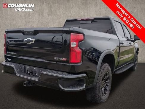 Used 2023 Chevrolet Silverado 1500 ZR2 w/ Technology Package image 8
