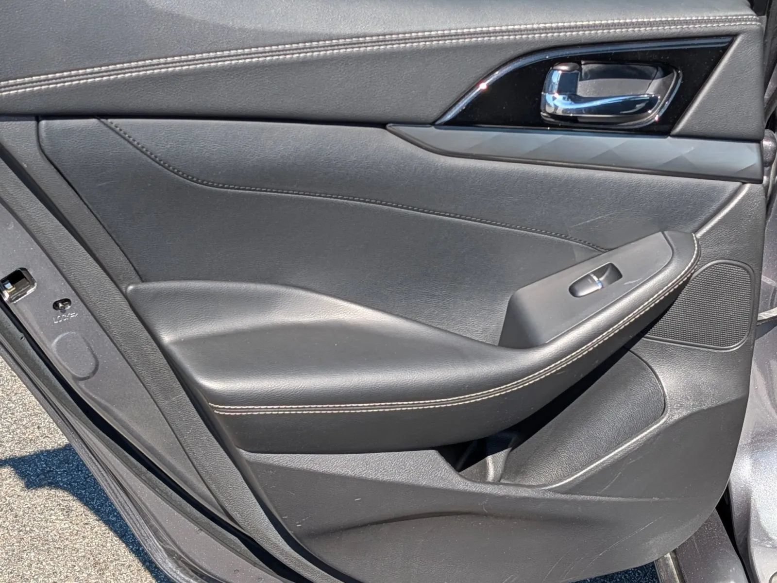 Used 2021 Nissan Maxima 3.5 SV w/ Floor Mat Group FWD image 18