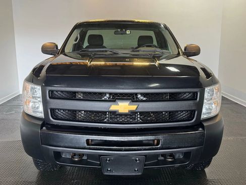 Used 2012 Chevrolet Silverado 1500 W/T image 2