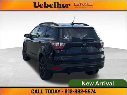 Used 2018 Ford Escape SE w/ SE Sport Appearance Package AWD/4WD image 6