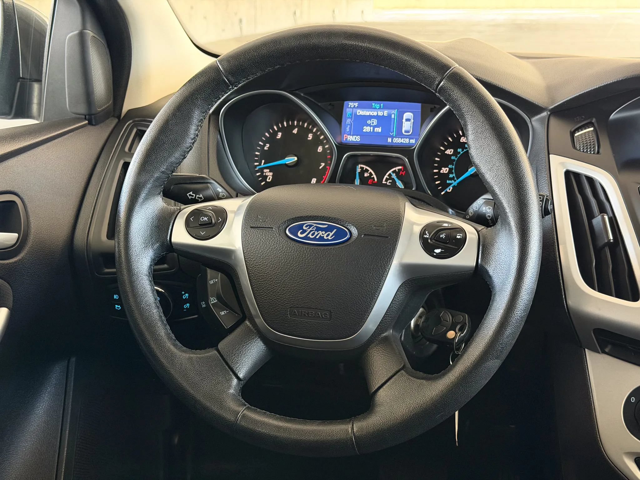 Used 2014 Ford Focus SE w/ Equipment Group 201A FWD image 27