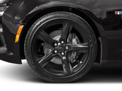 Used 2017 Chevrolet Camaro SS RWD image 14