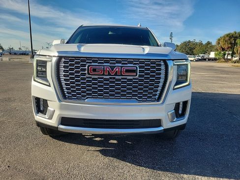 Used 2023 GMC Yukon Denali w/ Max Trailering Package image 3