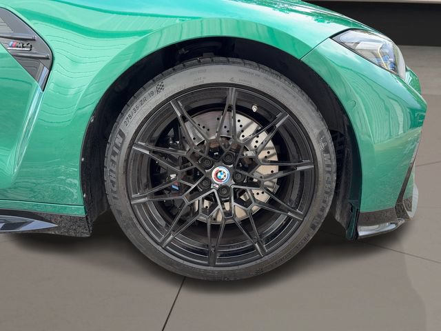 Used 2022 BMW M4 Competition w/ M Carbon Exterior Package RWD image 4