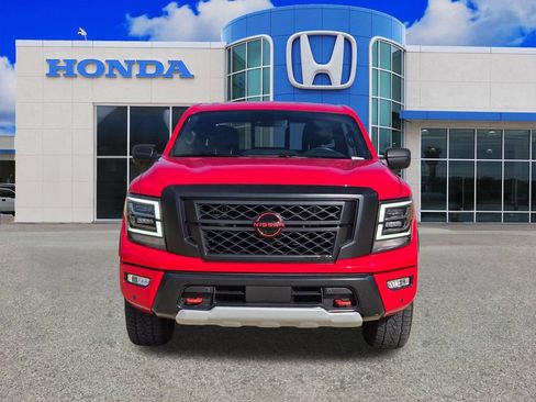 Used 2024 Nissan Titan PRO-4X w/ Pro-4x Utility Package AWD/4WD image 8