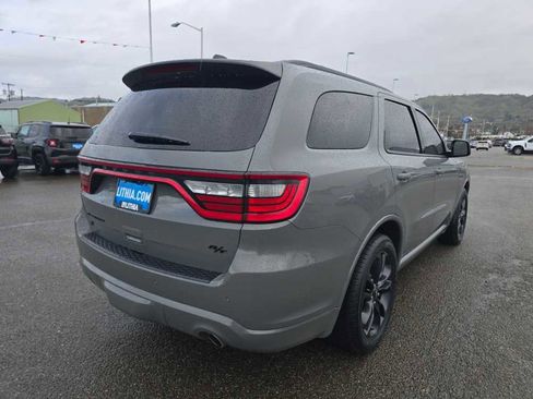 Used 2023 Dodge Durango R/T w/ Blacktop Package image 5
