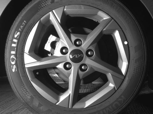 Used 2025 Kia K4 LXS image 15