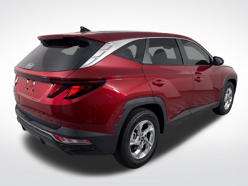 Used 2024 Hyundai Tucson SE FWD image 3