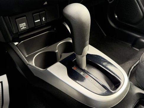 Used 2017 Honda Fit EX image 21