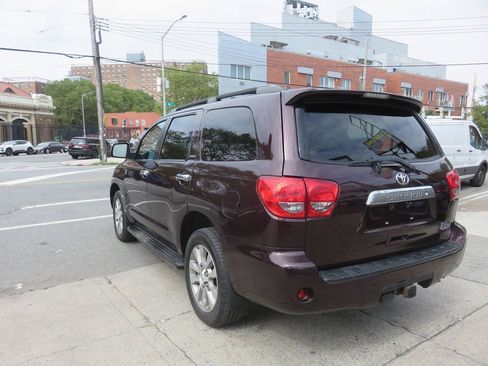 Used 2015 Toyota Sequoia Limited AWD/4WD image 5